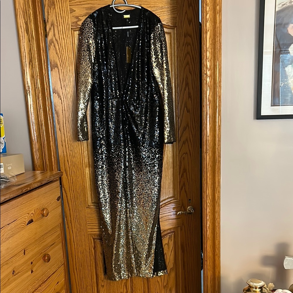 Alexia Admor Black and Gold Sequin long EVENING JACKET..MEDIUM..NEW WITH TAGS..